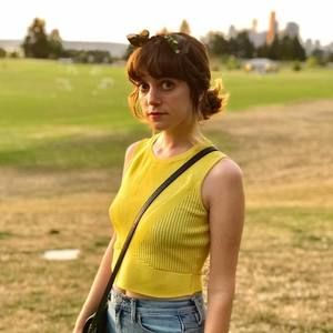 Meet your Posher, Peri